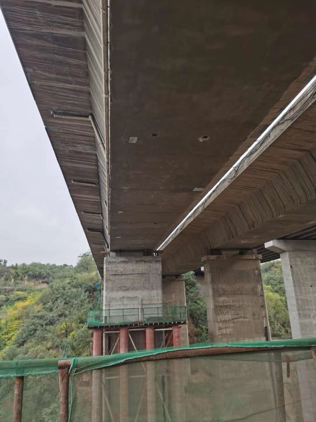 南头镇桥梁加固前制定可行设计方案图并用对施工方法